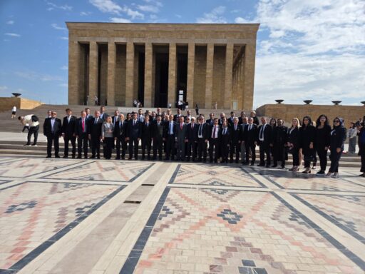 Adalet ve Çağrı Partisi Kurultayı Tek Aday Olarak A.Kadir Papağan Aldı.