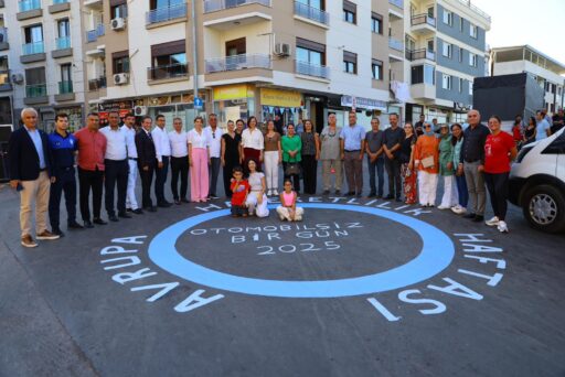 Karabağlar Belediyesi, Avrupa Hareketlilik Haftası kapsamında Bahar Mahallesi'nde “Otomobilsiz Kent