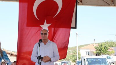 Urla'nın Nohutalan Köyü'nde düzenlenen Kavun ve Boşnak Böreği Şenliği, hem