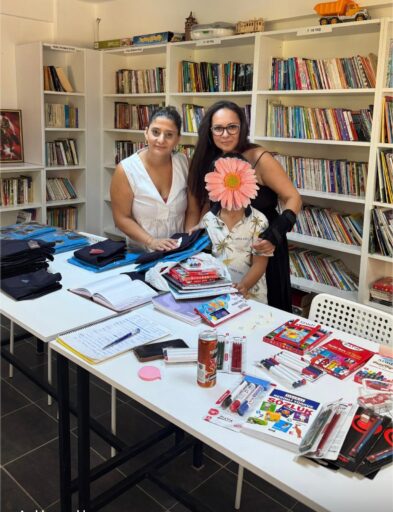 Bir Demet Papatya, Bir Gülümseyen Çocuk