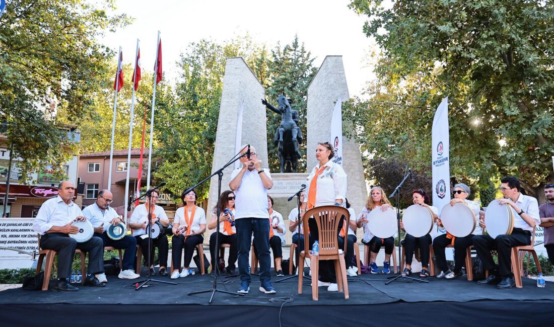 Denizli’de “Unutanları, Unutma!” Sloganıyla Alzheimer Farkındalığı Yaratıldı Denizli Büyükşehir Belediyesi ve Türkiye Alzheimer Derneği Denizli Şubesi, 21