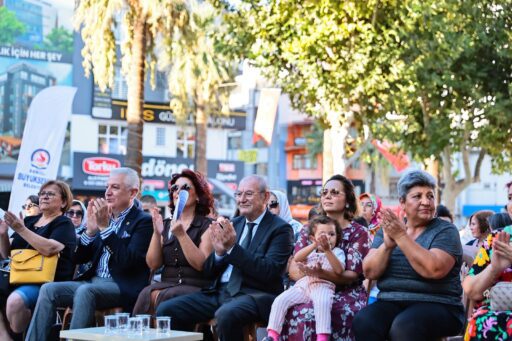 Denizli’de “Unutanları, Unutma!” Sloganıyla Alzheimer Farkındalığı Yaratıldı