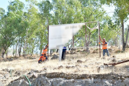 Çiğli'de Kent Estetiği ve Güvenliği İçin Büyük Temizlik: İzinsiz Tabela ve Reklamlara Geçit Yok!