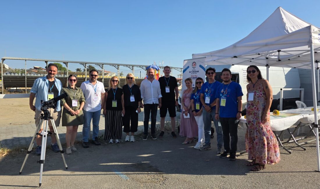 Bilimin merak uyandıran dünyası, Denizli Bilim Merkezi'nin Seferihisar'daki festivalde açtığı
