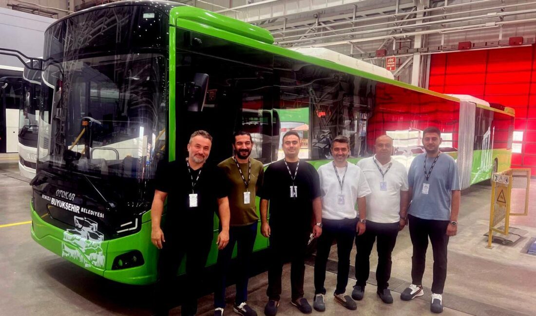 Başkan Çavuşoğlu’nun Ulaşım Vizyonu Gerçekleşiyor: Denizli’ye Yeni Otobüsler Geliyor Denizli Büyükşehir Belediyesi, toplu ulaşım filosunu yeniliyor. Yeni otobüslerin üretimi