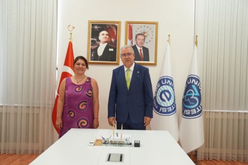 Ege Üniversitesi'nin, omurilik hasarı sonrası oluşan sinir iyileşmesini engelleyen duruma