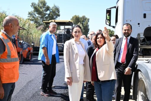 Aydın Büyükşehir Belediyesi’nin Kızılcaköy ve Kemer Mahallesi arasındaki yol çalışması