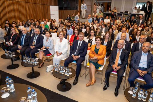 İzmir Büyükşehir Belediye Başkanı Tugay, TÜRKONFED etkinliğinde konuştu - 3