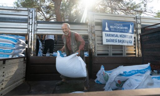 İzmir Büyükşehir Belediyesi, yaz aylarındaki orman yangınlarından zarar gören Ödemiş,