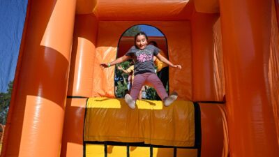 İzmir Enternasyonal Fuarı'nda çocuklar için özel olarak kurulan "İzmir Çocuk