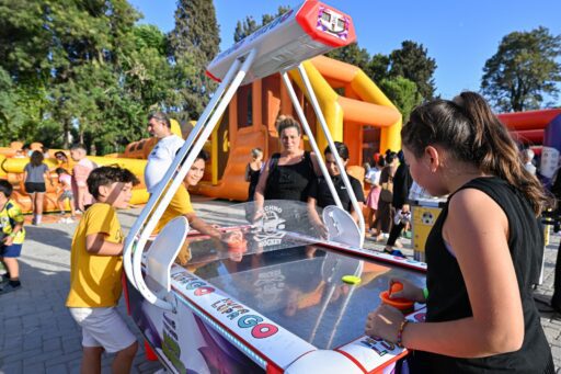 İzmir Enternasyonal Fuarı'nda Çocuklar Oyun Alanında Coşuyor