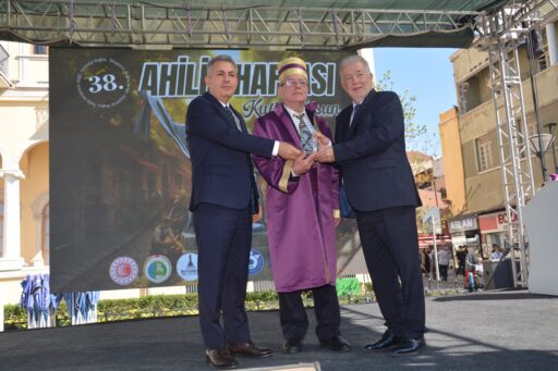 İzmir’de Ahilik Haftası Festival Tadında Kutlandı Esnaf ve Protokol Bir Araya Geldi