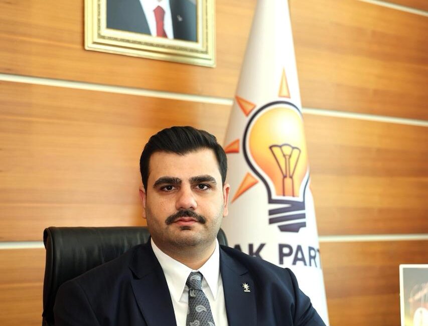 AK Parti Genel Sekreteri Eyyüp Kadir İnan, CHP Genel Başkan