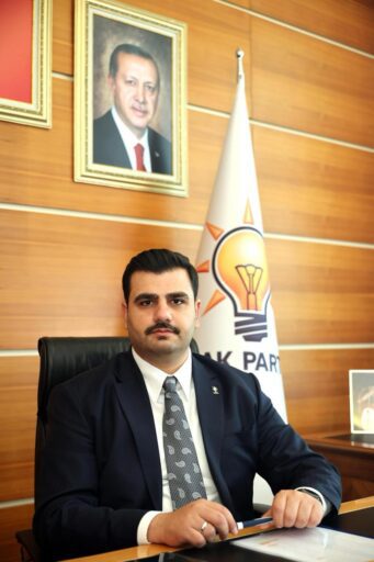 AK Parti Genel Sekreteri Eyyüp Kadir İnan, İzmir'deki çöp kriziyle