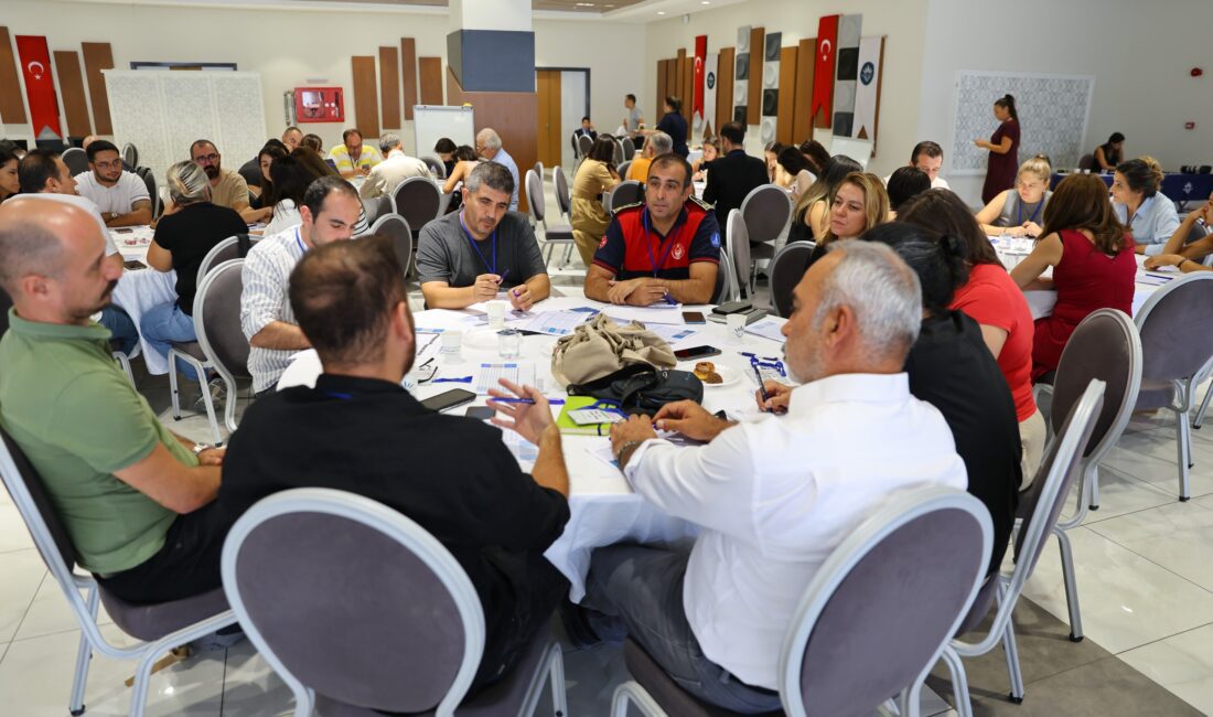 Karabağlar Belediyesi, kentsel dönüşümü sadece bir yapısal değişim olarak görmüyor.