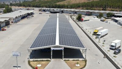 Fethiye Karaçulha Toptancı Hali Ürün Pazarlama Alanı’nın çatısına kurulan 792