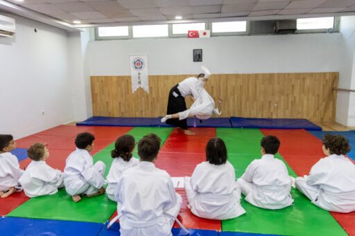 Karşıyaka’da Kış Spor Okulları başlıyor