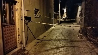 Manisa'nın Kırkağaç ilçesinde yaşanan bıçaklı kavgada, 24 yaşındaki C.Y. tartıştığı