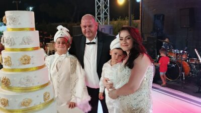 Menderes Belediye Başkanı İlkay Çiçek’in oğulları Mehmet Efe ve Umut