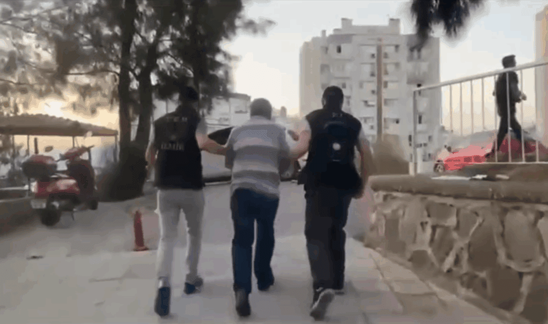 İzmir'de MLKP terör örgütüne yönelik düzenlenen eş zamanlı operasyonda 18