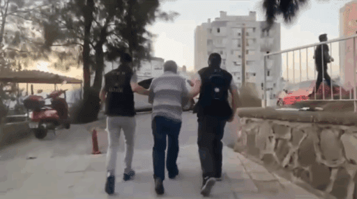 İzmir'de MLKP terör örgütüne yönelik düzenlenen eş zamanlı operasyonda 18