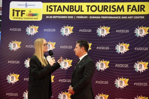 Muğla Büyükşehir Belediye Başkanı Ahmet Aras, İstanbul Turizm Fuarı'nda ilçe