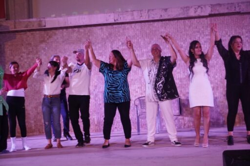 Özcan Beylan ve Sanatçılardan Sokak Hayvanlarına Özel Konser