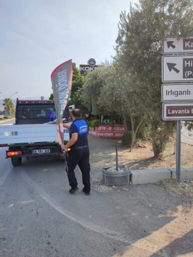Pamukkale yolunda görüntü kirliliğine geçit yok