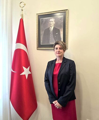 Rodos Başkonsolosluğu'nda Deneyimli Kadın Diplomat Mebşure Taşkın Göreve Başladı