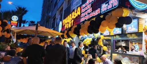 TıkaBasa Port, İzmir Bostanlı'daki Yeni Yerinde Kapılarını Açtı