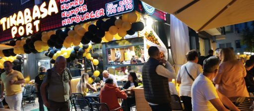 TıkaBasa Port, İzmir Bostanlı'daki Yeni Yerinde Kapılarını Açtı