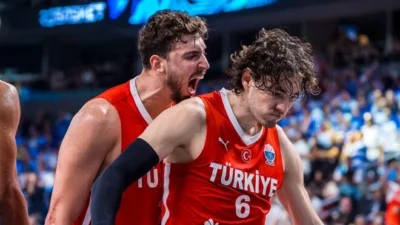 Türkiye A Milli Erkek Basketbol Takımı, EuroBasket 2025 yarı finalinde