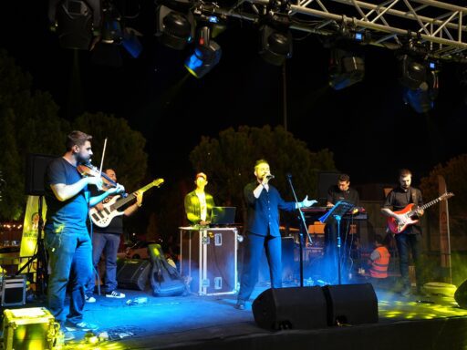 Denizli Büyükşehir Belediyesi Gençlik Meclisi, yeni akademik yıla özel KYK