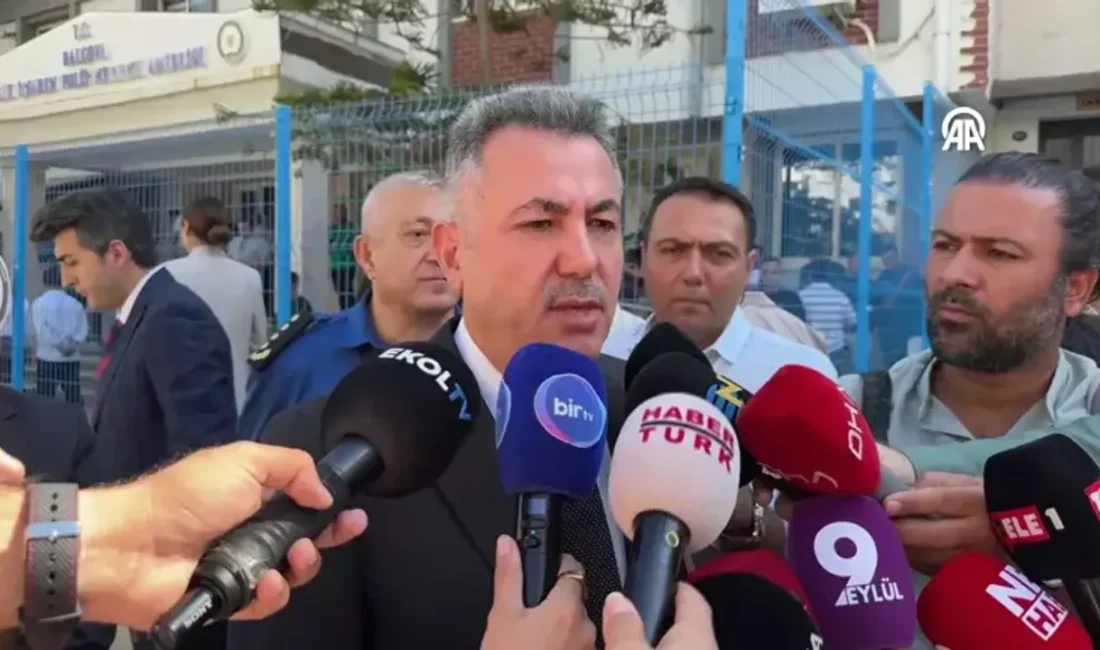 Vali Elban: Saldırganın hiç bir suç kaydı yok İzmir Valisi Süleyman Elban, Balçova polis merkezine düzenlenen silahlı saldırıyla