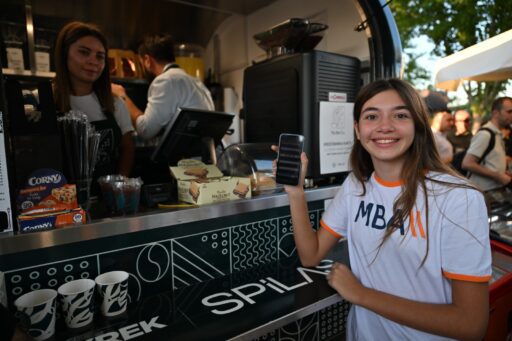 Manisa'da sağlıklı yaşam, 'Adımla Manisa' uygulaması tanıtıldı