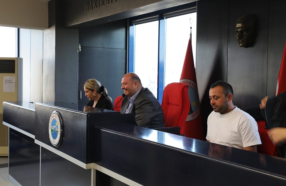 Menderes Belediyesi Ekim Ayı Meclisi'nde 2026 Mali Yılı Bütçesi oy