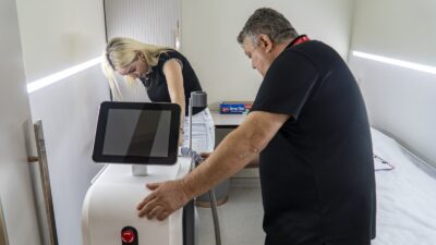 Karşıyaka’da 139 güzellik salonu denetlendi. 13 işletme geçici olarak kapatıldı,