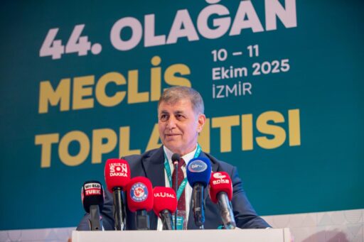 Başkan Dr. Cemil Tugay, Sağlıklı Kentler Birliği toplantısında su krizinin