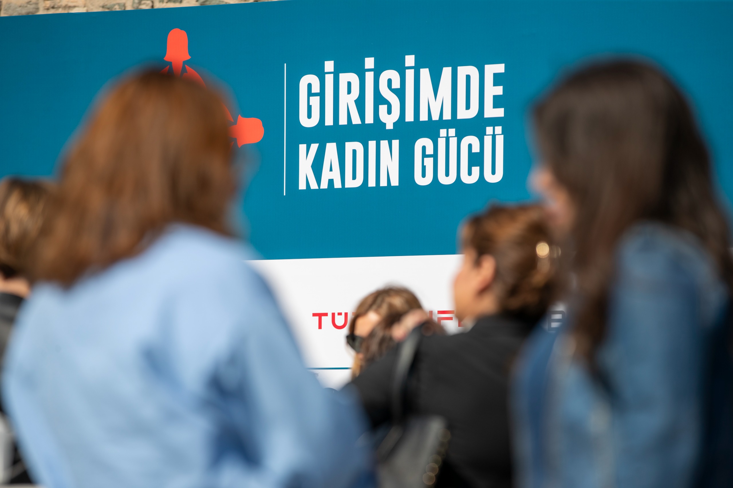 Başkan Tugay, İzmir’de kadın girişimcilere destek için Kadın Girişimcilik Konseyi