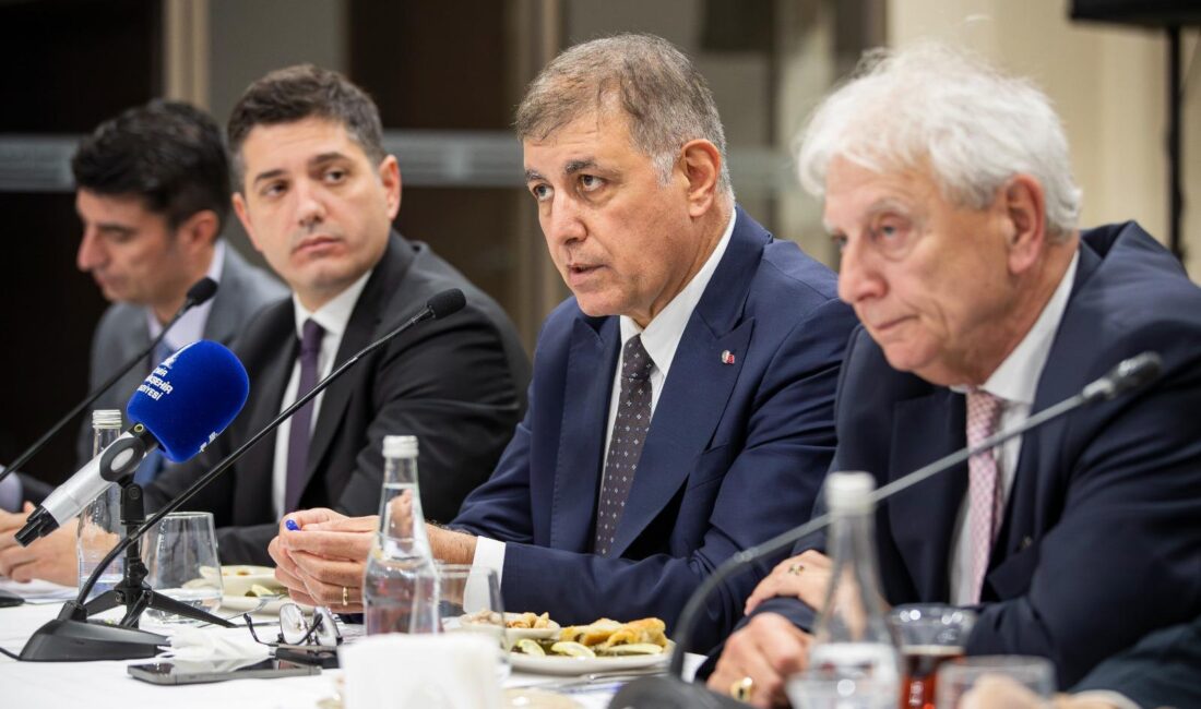 Başkan Tugay, İEKKK toplantısında su krizi ve kuraklıkla mücadelede acil