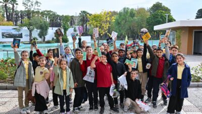 İZKİTAP - 6. İzmir Kitap Fuarı, kitapların yanı sıra Atatürk