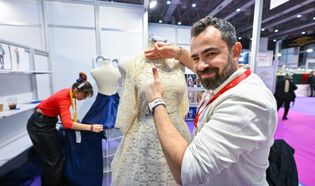 İzmir Büyükşehir Belediyesi ev sahipliğinde düzenlenen Fashion Prime Fuarı’nda 2026