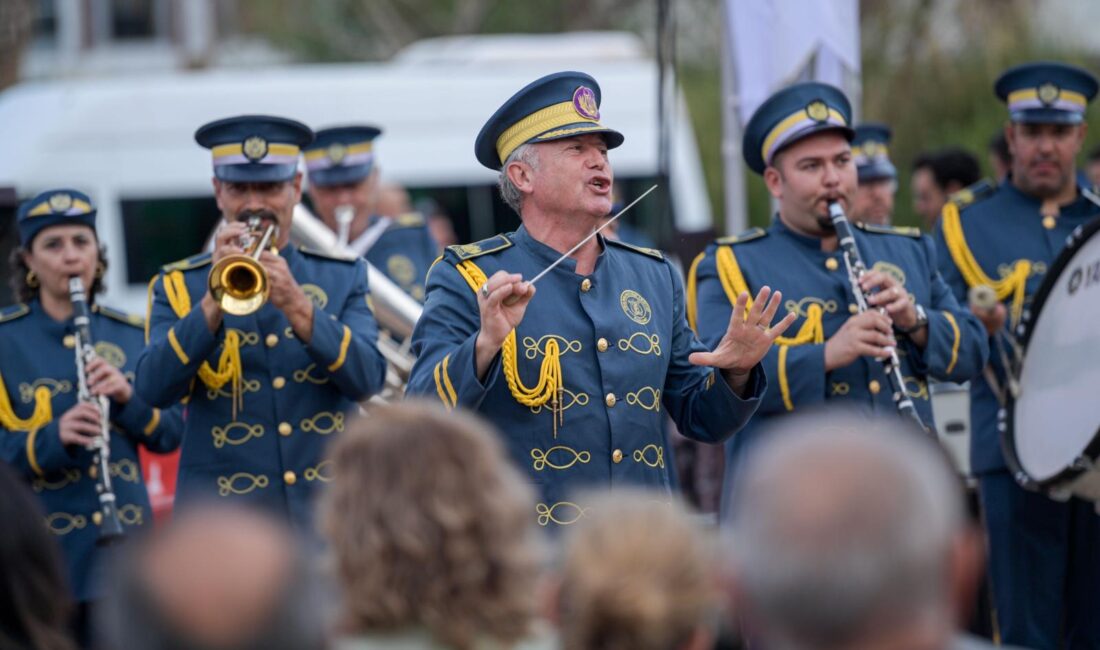İzmir Büyükşehir Belediyesi’nin “Cumhuriyet Her Yerde” etkinlikleri Tire’de coşkuyla devam