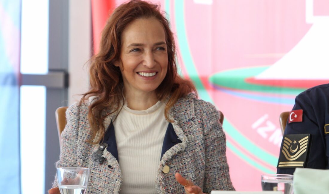 Karşıyaka Belediyesi, 19 Ekim Muhtarlar Günü’nde muhtarlarla bir araya geldi.