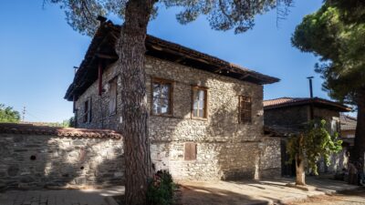 İzmir Büyükşehir Belediyesi’nin 21. “Tarihe Saygı Yerel Koruma Ödülleri” sahiplerini