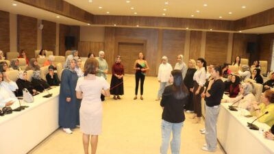 Batman ve Gaziantep’te işitme engelli kadınlara özel yaratıcı drama ile