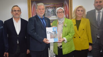 AK Parti Genel Başkan Yardımcısı Belgin Uygur, İESOB Başkanı Yalçın