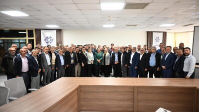 Aydın Büyükşehir Belediye Başkanı Özlem Çerçioğlu, Nazilli'de muhtarlarla bir araya