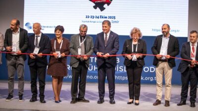 Başkan Cemil Tugay, 8. Elektrik Tesisleri Ulusal Kongresi’nde enerji ve