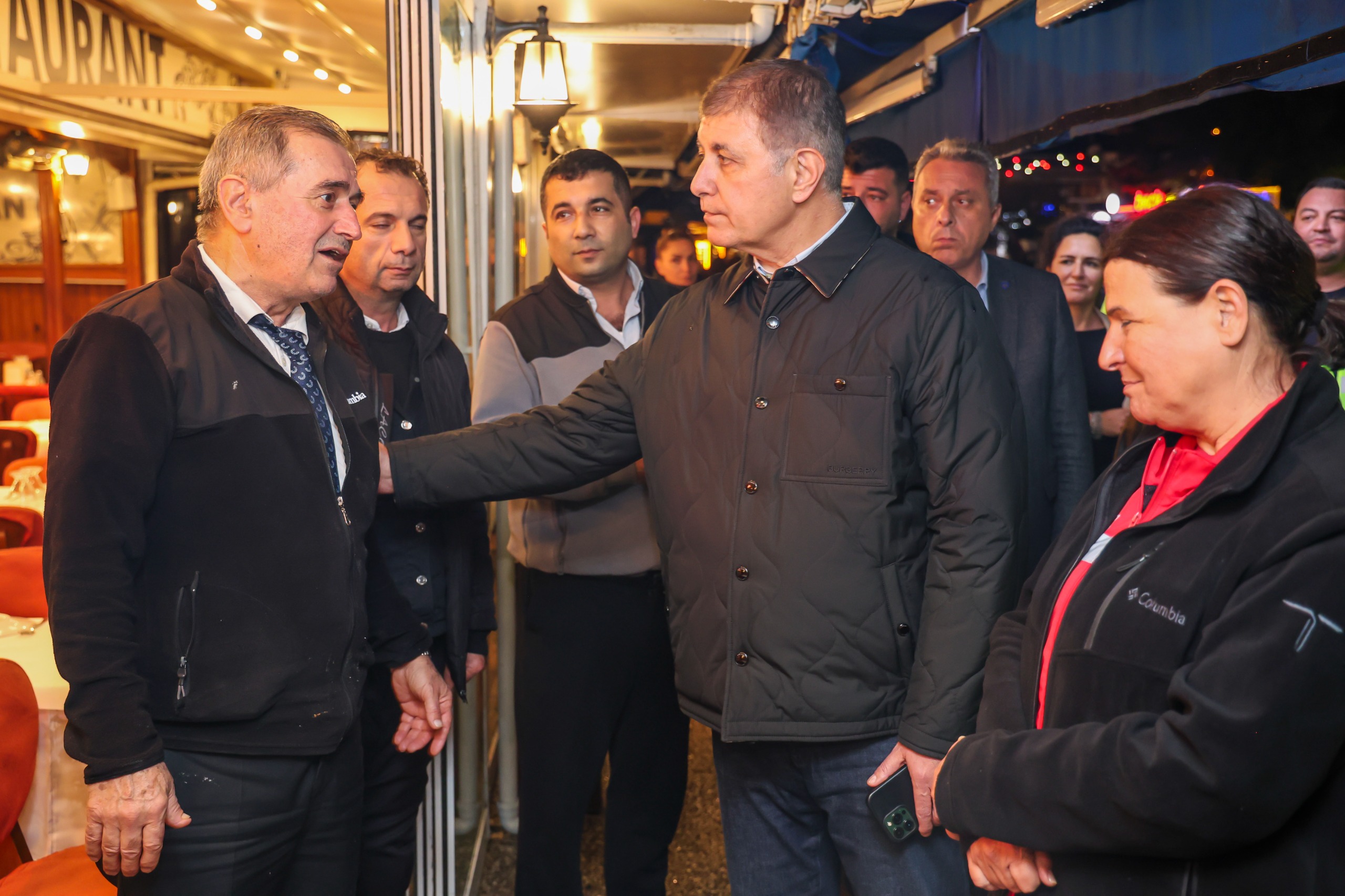 Başkan Tugay Foça’da Tüm Ekiplerimizle Sahadayız